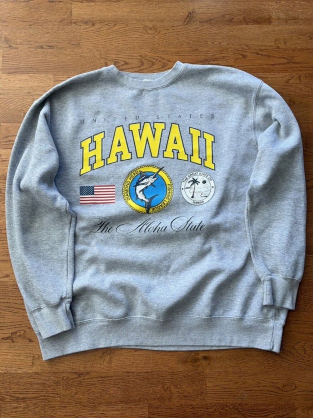 Brandy Melville J. Galt HAWAII Women's Sweatshirt Pullover Crew Neck Gray Yellow